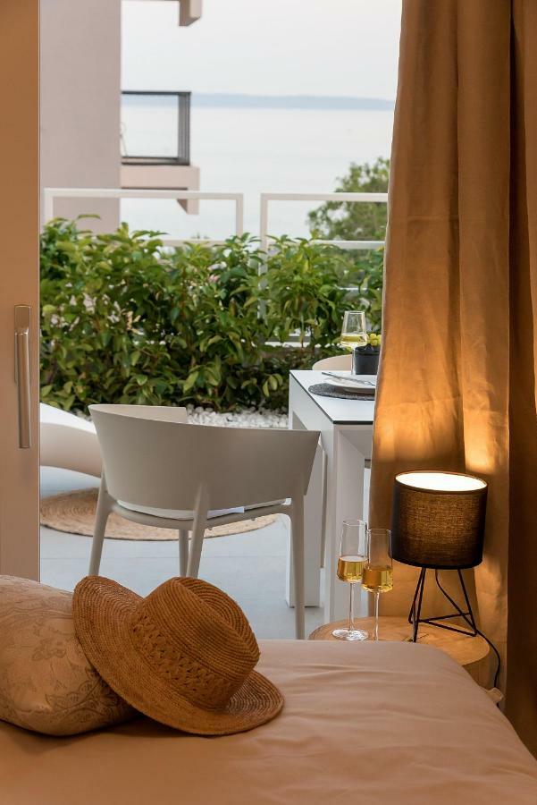The Pleasurist - Apartment With Private Heated Pool And Terrace Σπλιτ Εξωτερικό φωτογραφία