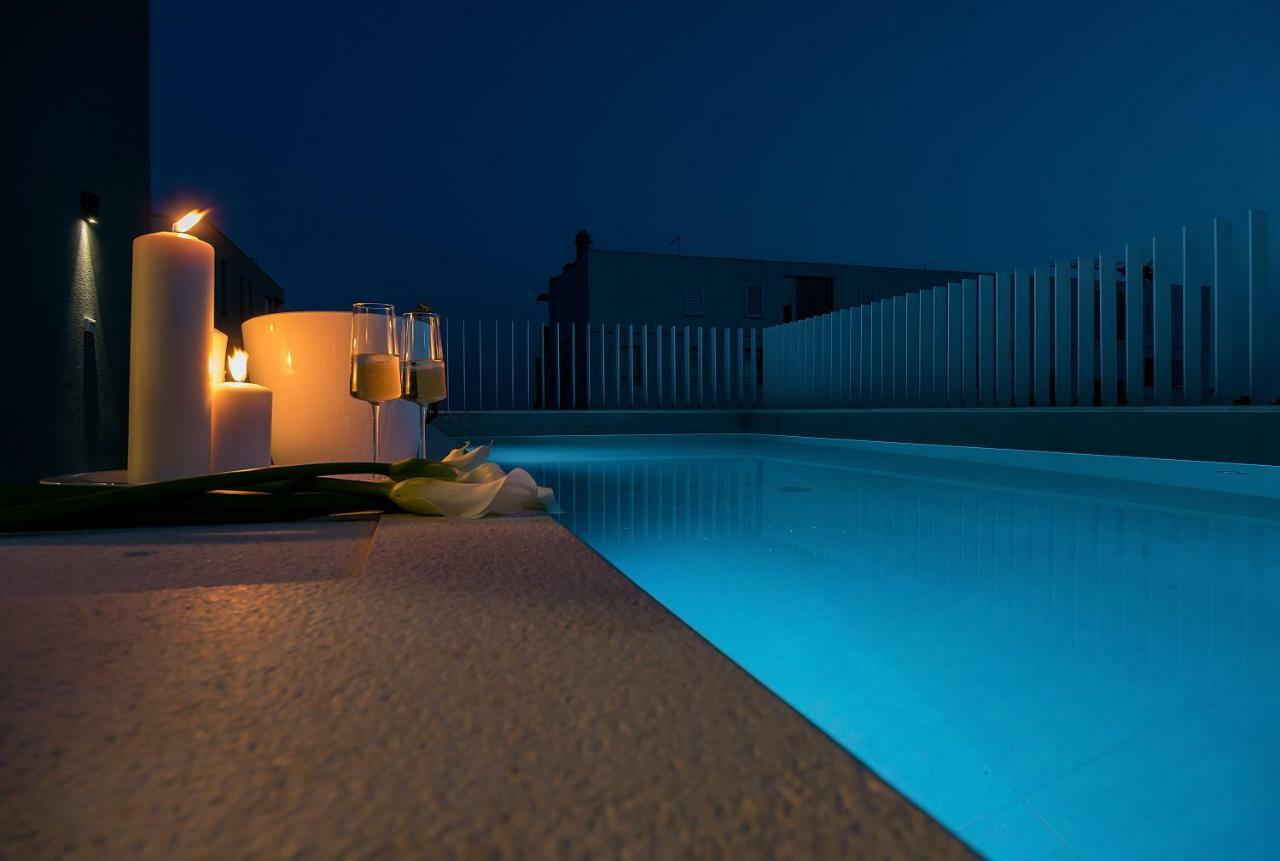 The Pleasurist - Apartment With Private Heated Pool And Terrace Σπλιτ Εξωτερικό φωτογραφία